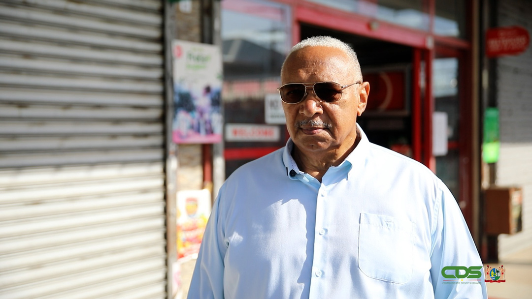 Albert-Alleyne,-voorzitter-van-de-Consumentenkring