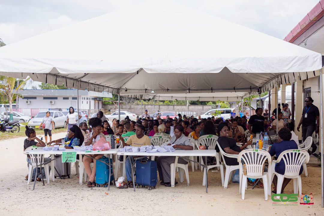 Moni-Karta-distributie-in-Para