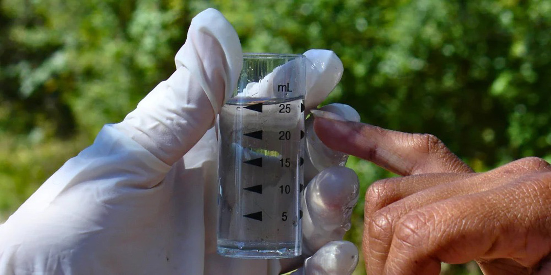 Read more about the article Stichting Mulokot: ‘Drinkwater Lawagebied extreem vergiftigd’