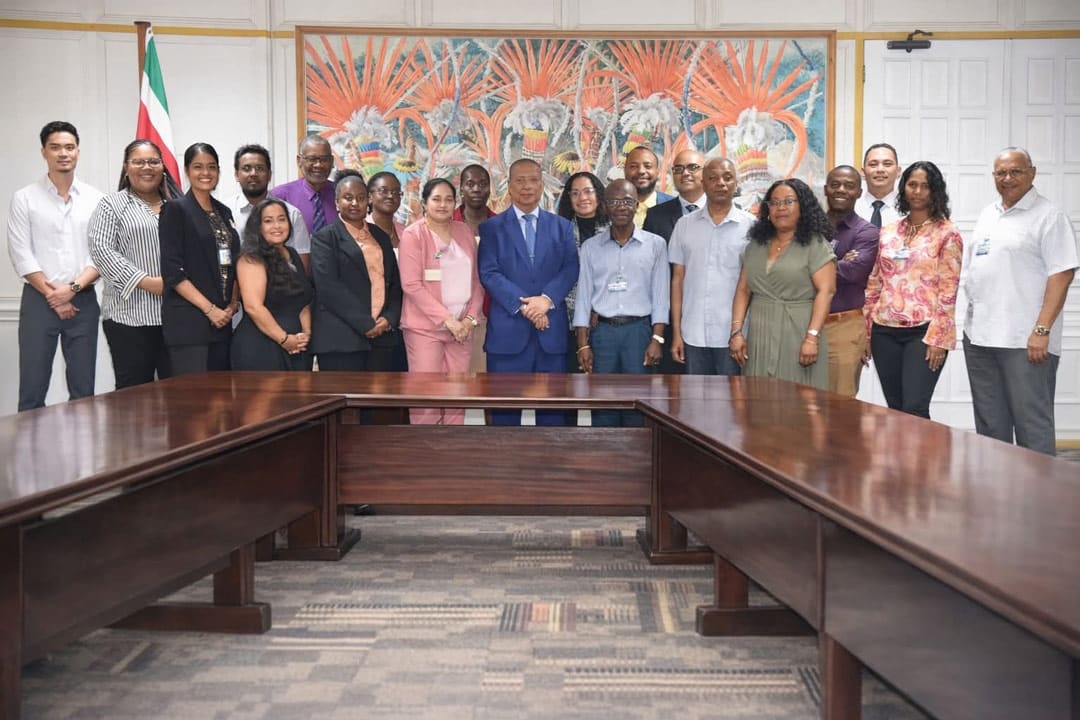 Read more about the article Suriname zet stap richting digitale economie met installatie Betaalraad 3.0