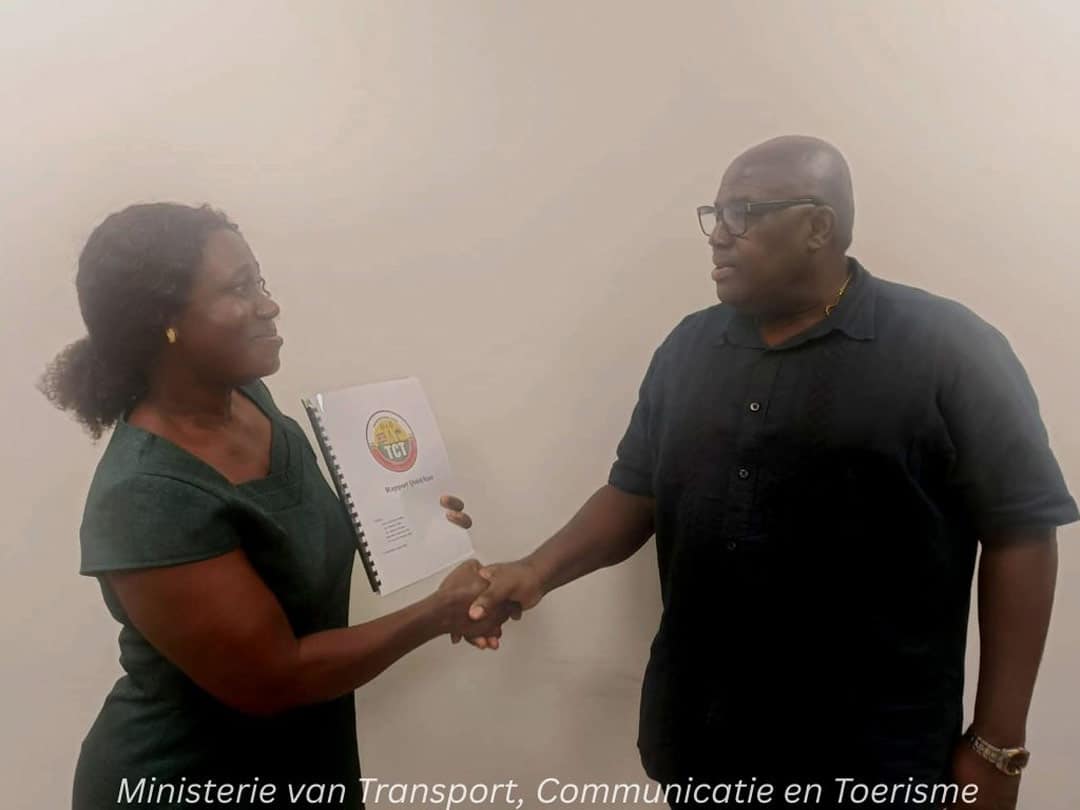 Read more about the article Quick Scan Team overhandigt rapport aan TCT-minister