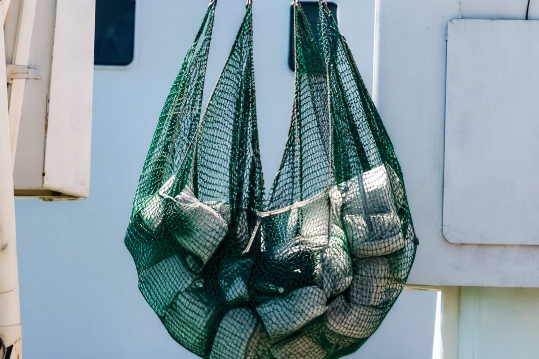 Read more about the article Surinamer betrokken bij drugsvangst van 30.000 kilo op Atlantische Oceaan