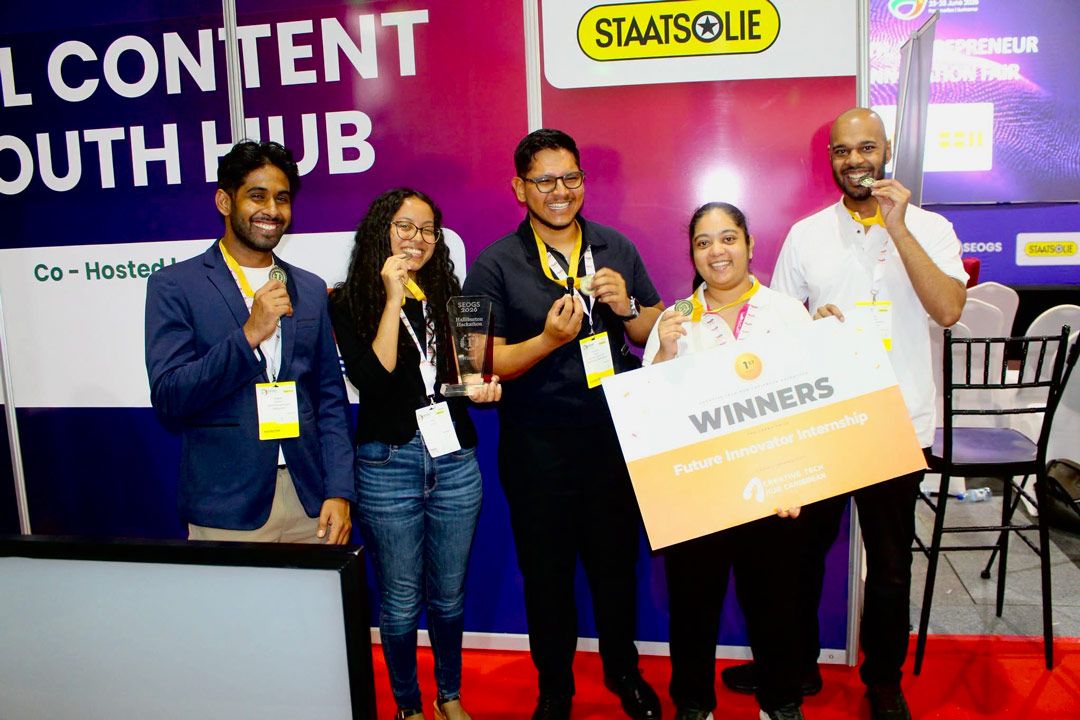 Read more about the article AdekUS-studenten winnen Halliburton Energy Innovation Challenge Hackathon