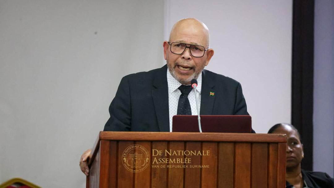 MINISTER-Dirk-Currie-ONDERWIJS