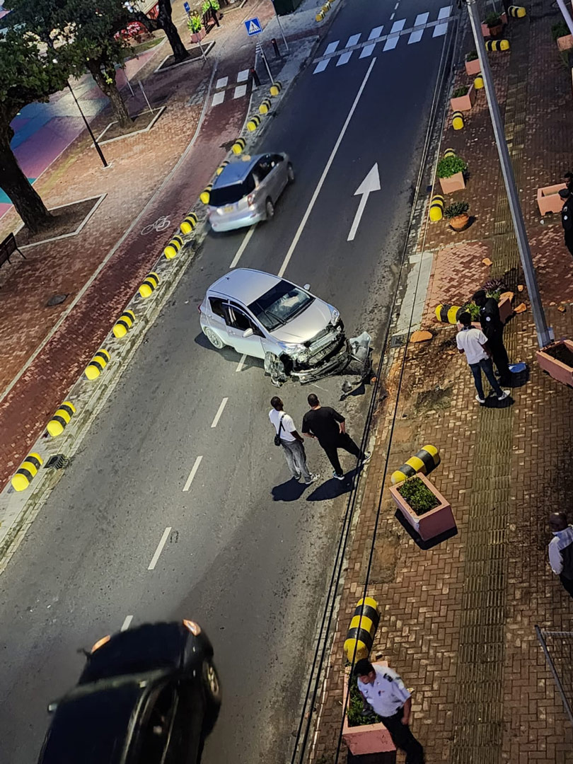 ravage-waterkant-aanrijding-schade