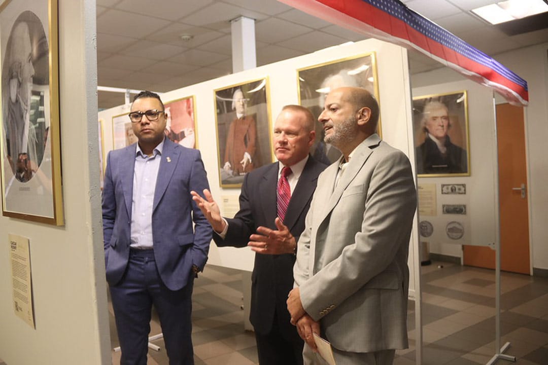 Amerikaanse-ambassade-opent-tentoonstelling-over-250-jaar-Amerikaanse-onafhankelijkheid