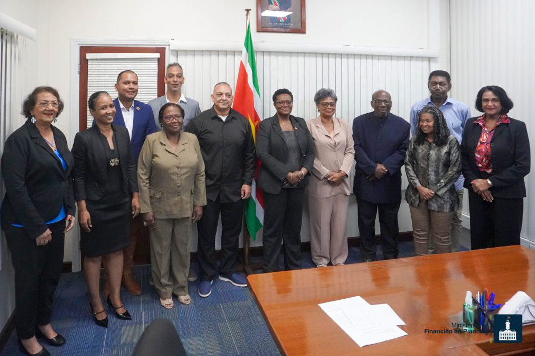 Nieuwe-Raad-Planbureau-Suriname-en-Commissie-voor-de-Statistiek Nieuwe-Raad-Planbureau-Suriname-en-Commissie-voor-de-Statistiek