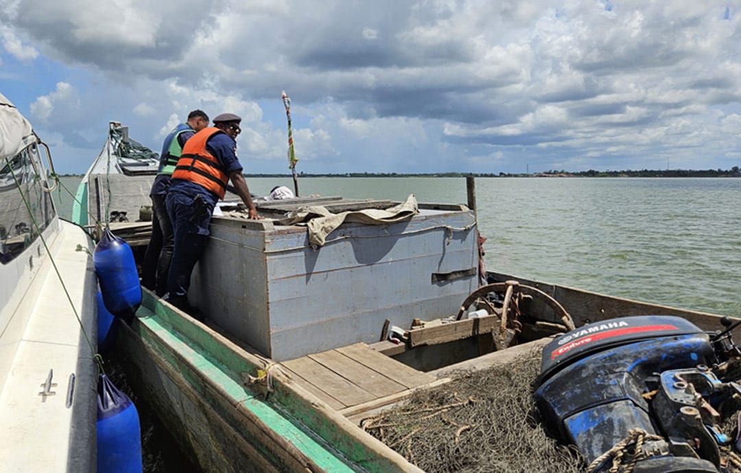controle-vissersvaartuig-vis-boot
