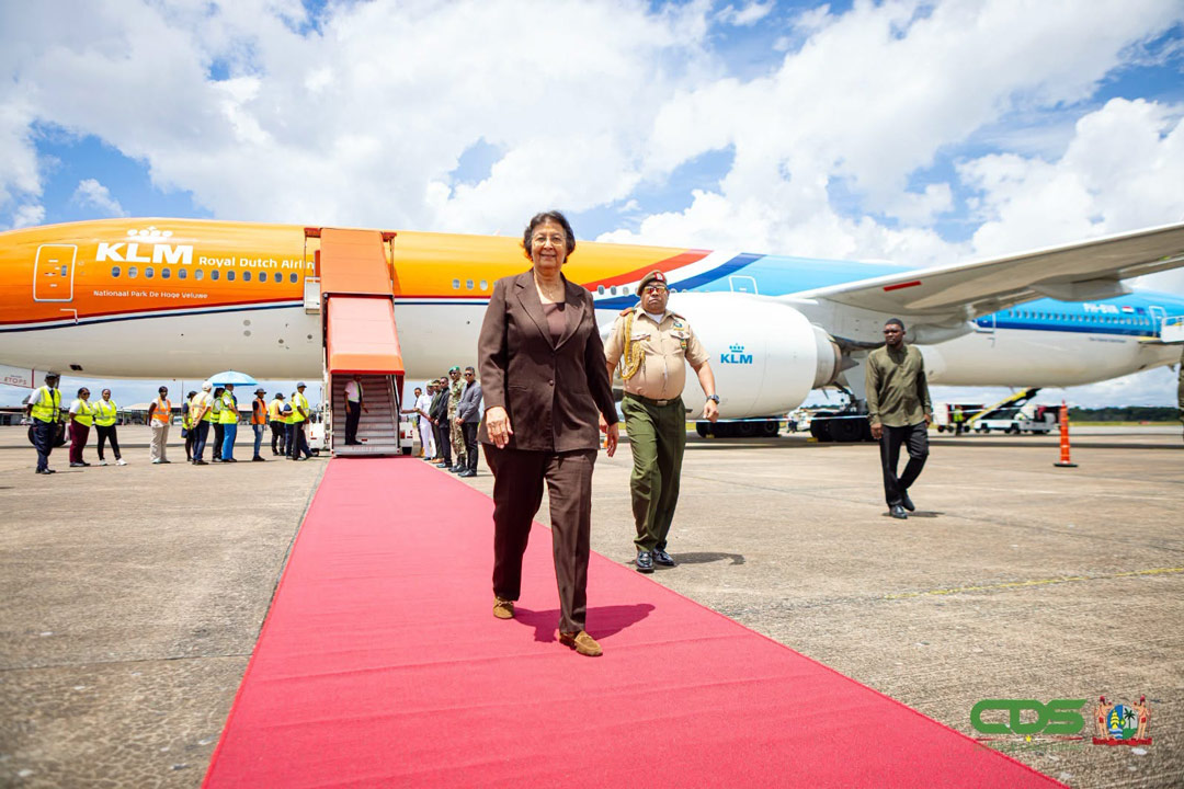 president-simons-luchthaven-zanderij