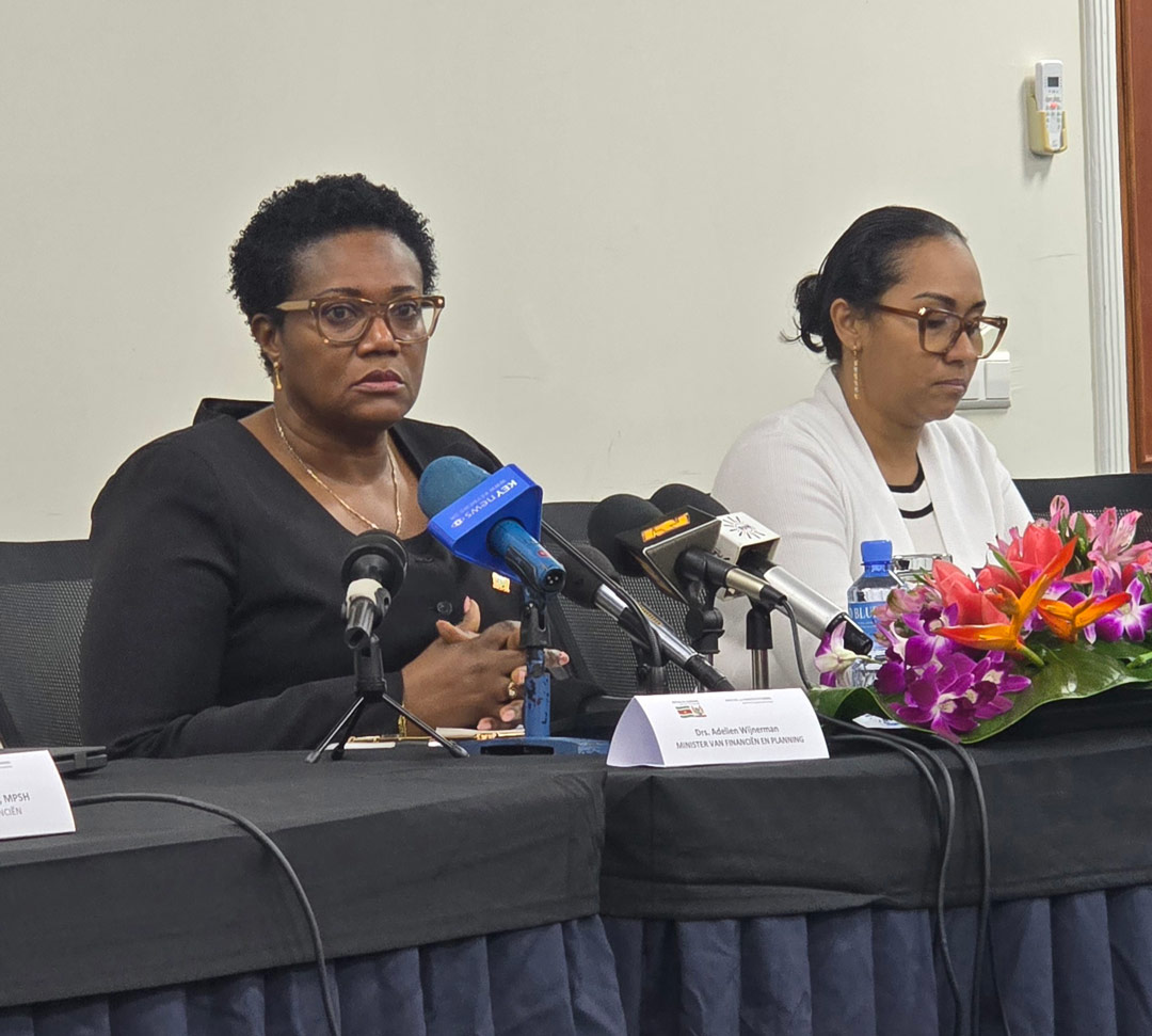 Adelien-Wijnerman,-minister-van-Financiën-en-Planning
