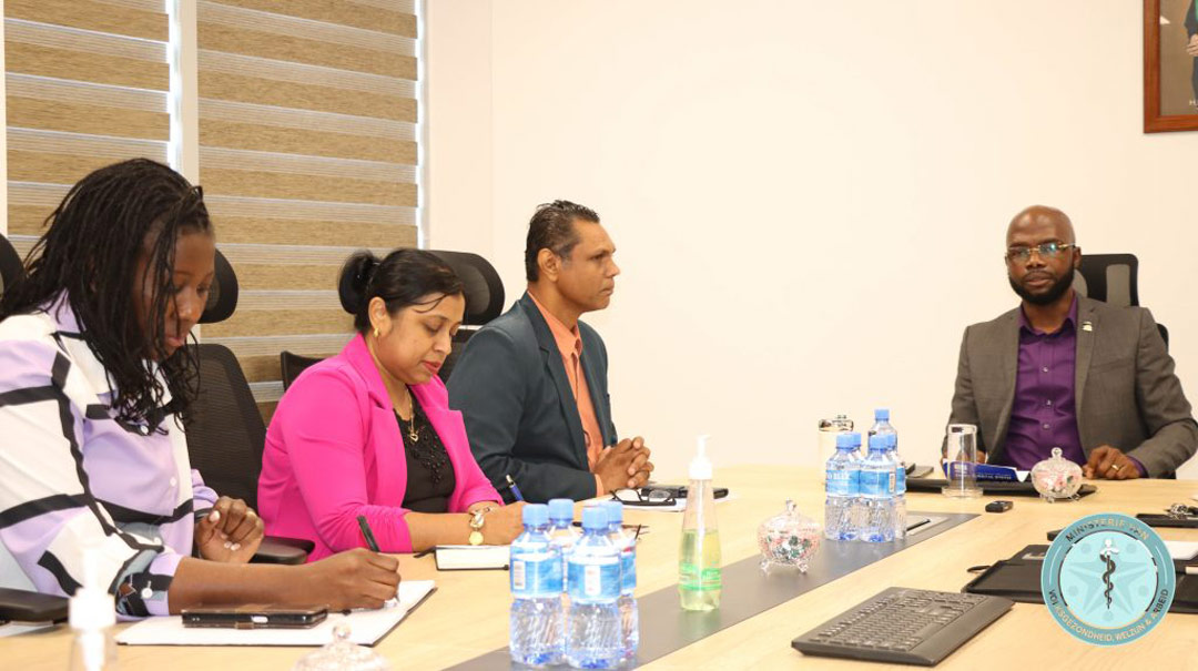 Minister-Misiekaba-voert-overleg-met-Diabetes-Vereniging-Suriname Minister-Misiekaba-voert-overleg-met-Diabetes-Vereniging-Suriname